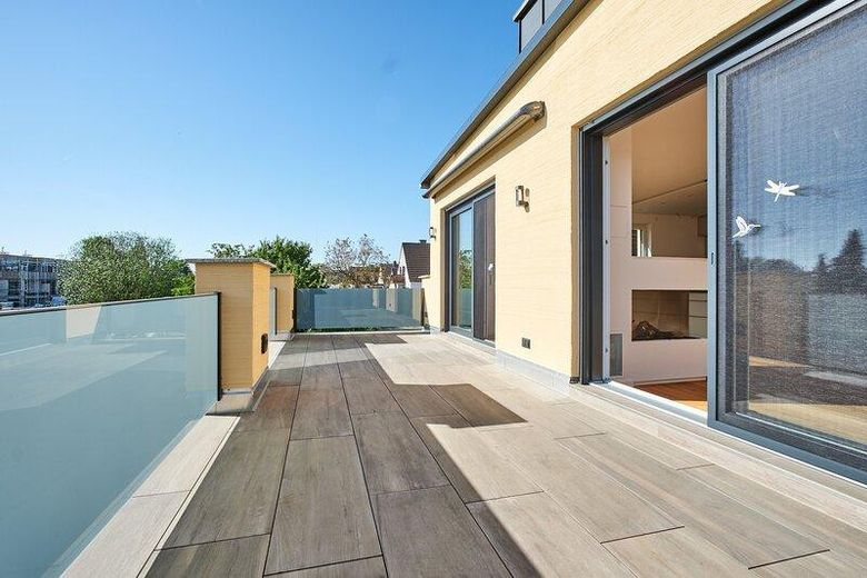 Einzigartige Dachterrassenwohnung - 3-FH - Erstbezug – Balkonaussicht nach Süden