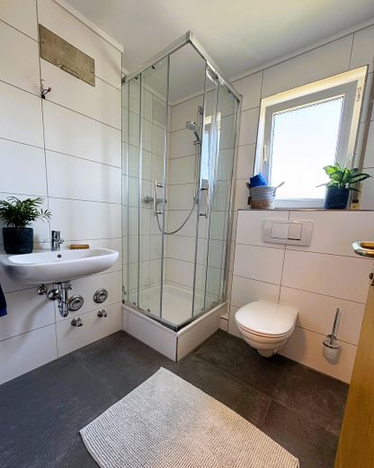 Bad mit Dusche