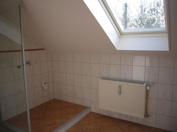 Bad mit Waschmasch.anschluss