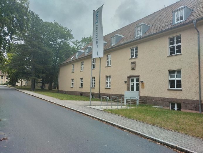 Attraktive Büroflächen in verkehrsgünstiger Lage – Hugo-Junkers-Ring 9, 01109 Dresden – Foto 1