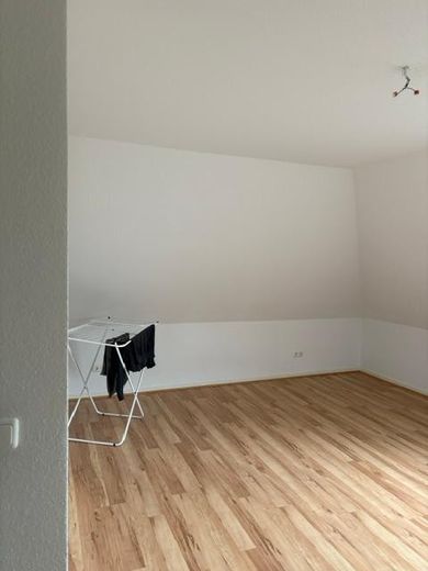 Light-flooded 3-room apartment with south-facing balcony – with energy-efficient new windows / 3 min to the canal – Foto 7