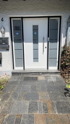 Neue Türe