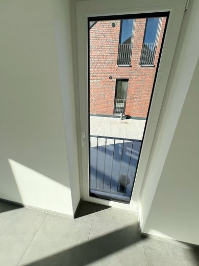 Bodentiefe Fenster el. Rollade