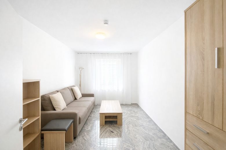 Provisionsfreie 4-Zimmer-Wohnung in Biebrich – modernisiert, Klima, Fußbodenheizung, EBK – Foto 6