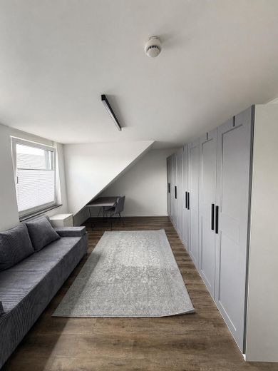 2023 yapımı dubleks · bağımsız ev girişi · balkon · 3 oda · mobilyalı mümkün – Fotoğraf 14
