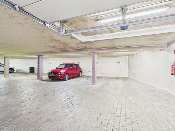 Tiefgaragenstellplätze in Freilassing zu verkaufen; Preis VB – Foto 1