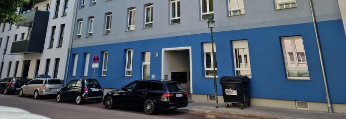 Гарна 3-кімнатна квартира з кухнею-вітальнею, підігрівом підлоги, балконом і ліфтом – Außenansicht
