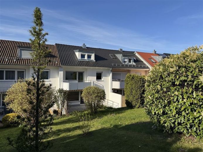 CO Nähe FH und CO2 ** ab sofort ** interessantes RMH mit Balkon & Garten – फोटो 1