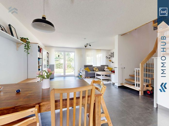 ++ Familienidylle am Stadtpark – moderne Doppelhaushälfte mit Dachterrasse und großem Wohnkomfort ++ – 5673706-FxwmeWR7HgpdHD7ZGQBAwqbu-019e6e7c-ad24-710c-910c-dc3c22f274e5_enhancement_Staging-Bearbeitun.jpg