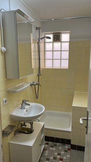 Badezimmer 1