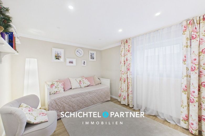 Osterholz | Hochwertig saniertes Einfamilienhaus mit großem Garten – S&amp;P | Gästezimmer