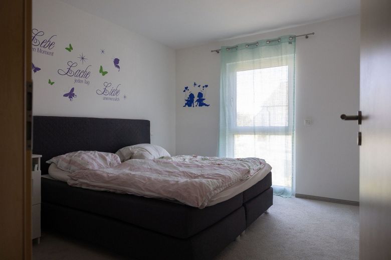 ++ Provisionsfrei ++ Doppelhaushälfte mit traumhaftem Ausblick in Weichs – Schlafzimmer Eltern