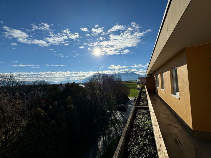 Modernes Wohnen mit Blick ins Weite - Ihr neues Zuhause erwartet Sie! – Blick vom Balkon (Ost-Ausrichtung)