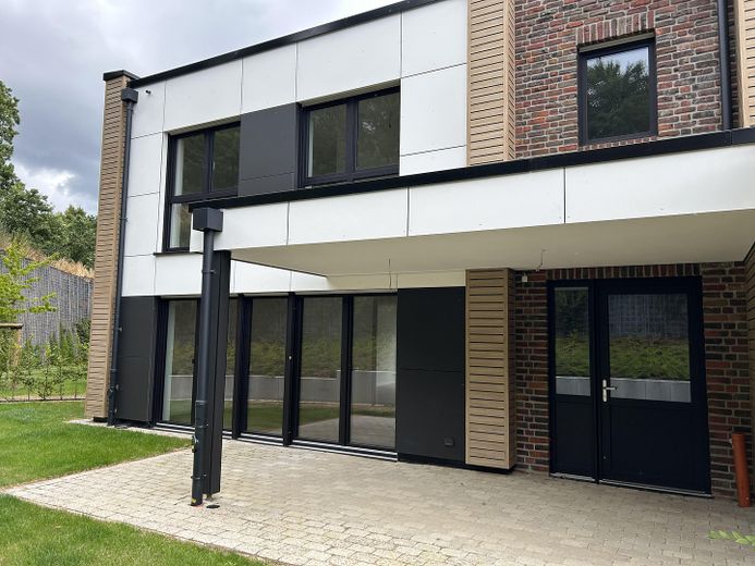 Pierwsze zasiedlenie w Damme (dostępne 4 domy) | 5 pokoi | KfW 40 | garaż i ogród | ok. 165 m² – Terrasse