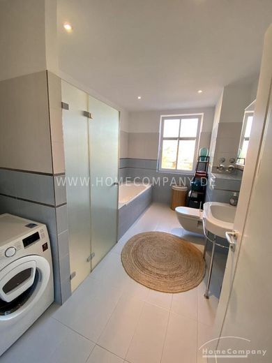 4 Zimmer Wohnung in Kreuzberg am Paul-Lincke-Ufer, möbliert – fea926ffa2ebe78e50dcbde2e762715a5f1f2944.jpg