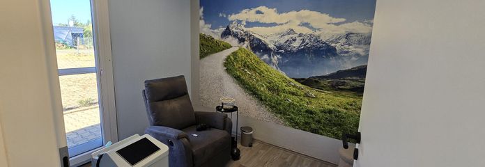 Mit Klimaanlage: Praxis, Gewerbefläche, Physio, Beautysalon, Büro – Behandlungsraum 1
