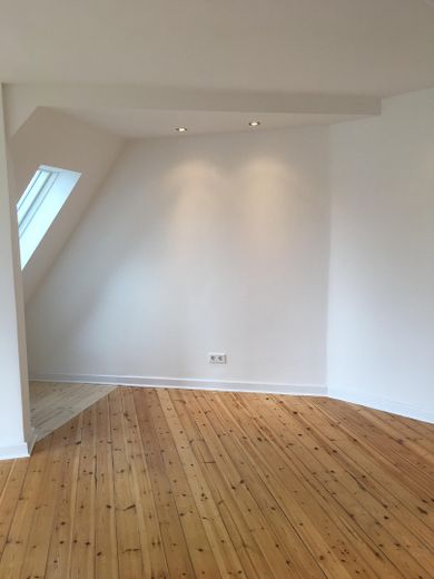 شقة مشرقة مُجددة من 3 غرف في ديسترنبروك – Wohnzimmer
