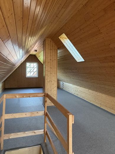 Exclusief wonen op een toplocatie in Lübeck - 160 m² woonoppervlakte op 777 m² eigen grond – Spitzboden