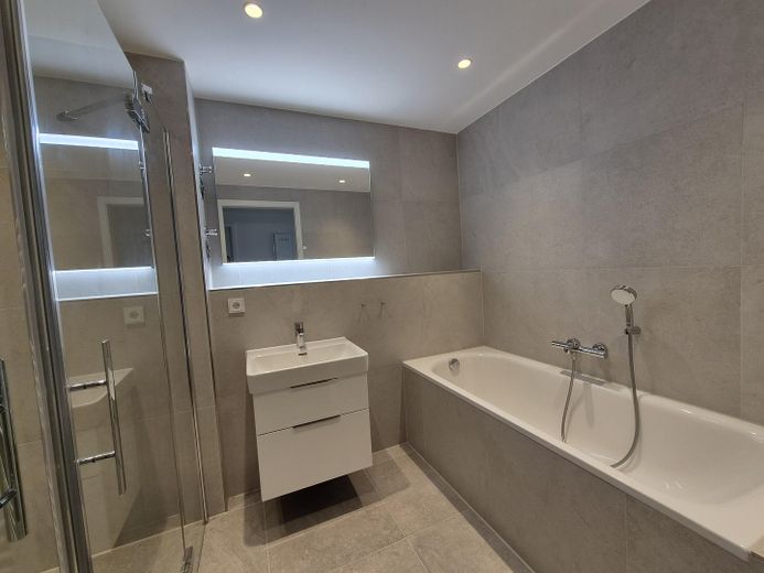 Vida prémium con vistas al Elba | Marina Garden Dresden | Amueblado / Sin amueblar – Foto 6