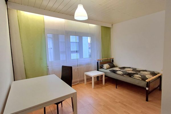 Limburg Linter में बालकनी वाला 3 कमरों का अपार्टमेंट