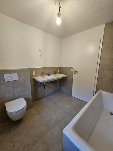 Doppelwaschbecken im Badezimme