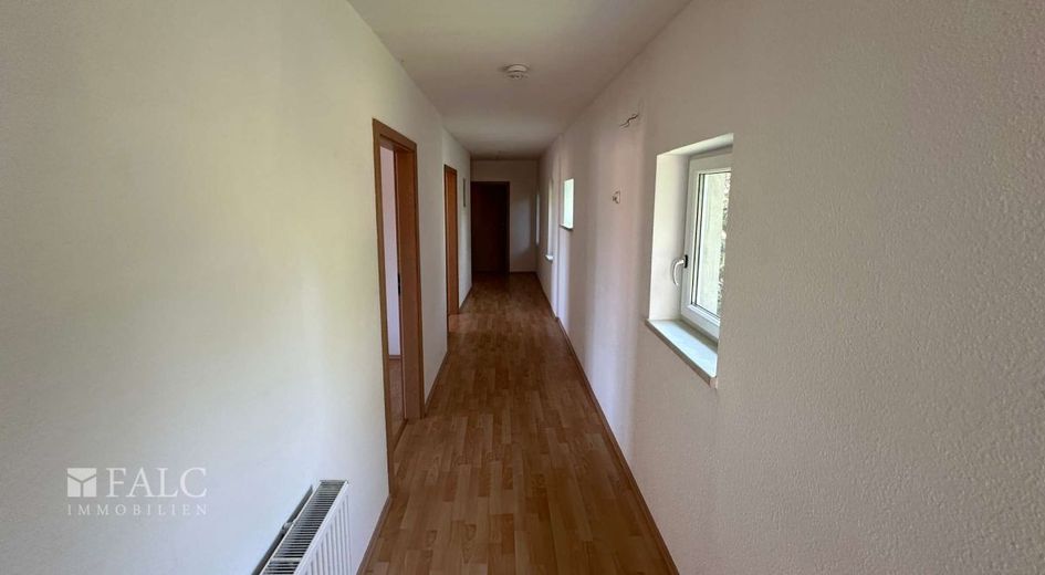 PROVISIONSFREI - Tolle 3-Zimmer-Wohnung in Schollene mit überdachter Terrasse – Flur