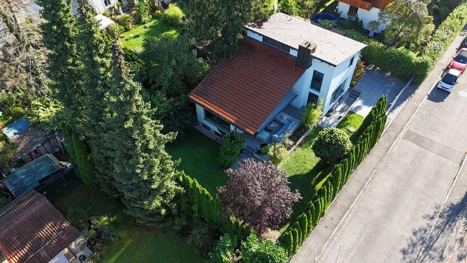 Casa unifamiliare progettata da un architetto con soleggiato orientamento sud-ovest – Hausansicht