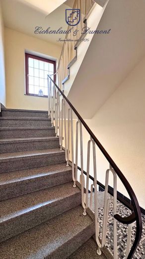 Wohn- und Geschäftshaus, zentrale Lage von Dillingen, rund 528m² Gesamtfläche – Treppenhaus