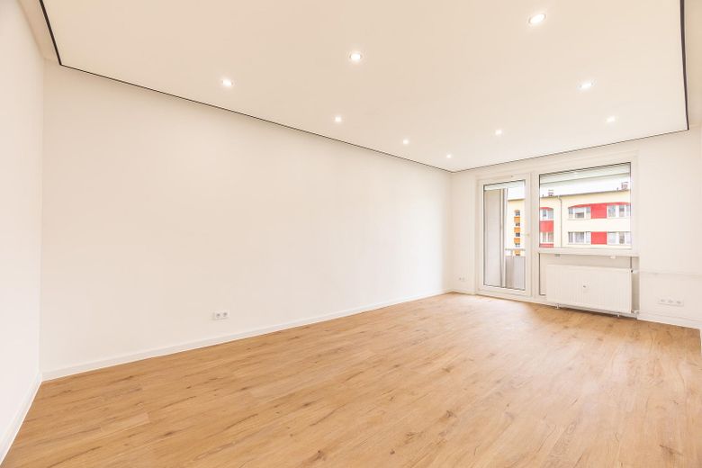 **Frisch Saniert, Einbauküche,Balkon, 5 Minuten zu Fuß am See – Foto 4