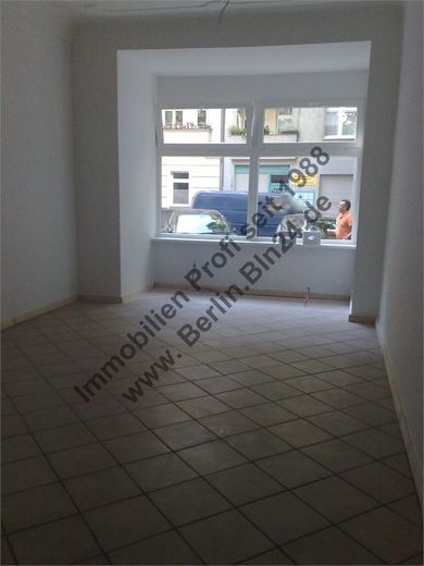 G+ 4 Zimmer Nähe U Bahn - der Stellplatz kostet Extra – 2011-07-18 09-01-47