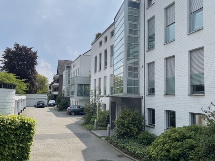 Agréable appartement de 2 pièces avec une magnifique vue sur la verdure – Photo 1