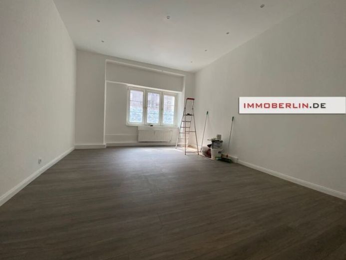 IMMOBERLIN.DE - Świeżo wyremontowane wynajęte mieszkanie w starej zabudowie w przyjemnej miejskiej lokalizacji – Zdjęcie 1
