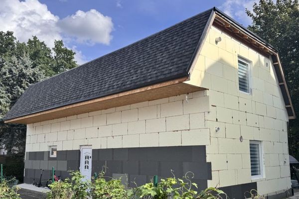 Neuwertiges Einfamilienhaus auf kleinem Grundstück in Dresden- Weißer Hirsch