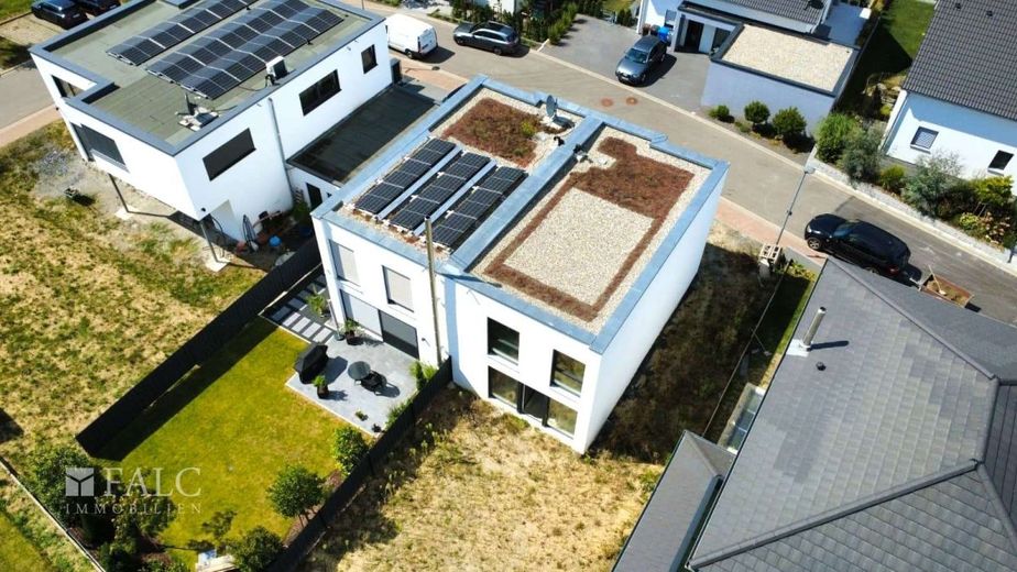 Der Feinschliff liegt bei Ihnen! Moderne Neubau DHH mit Garten und tollem Schnitt - FALC Immobilien – Von Oben herab (Org.)