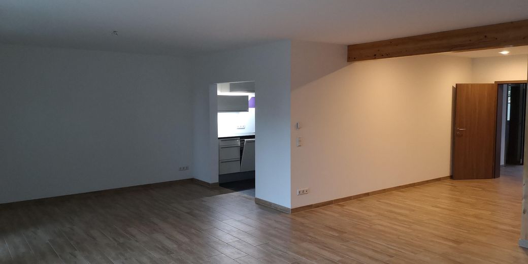 Sehr schöne Doppelhaushälfte mit niedrigen Energiekosten – Foto 16