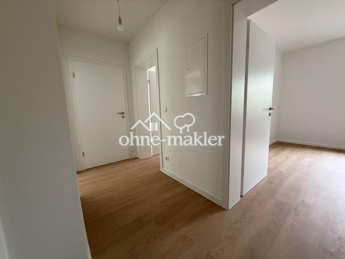 Kernsanierte 2-Zimmer-Wohnung im EG mit Fußbodenheizung und Stellplatz – फोटो 1