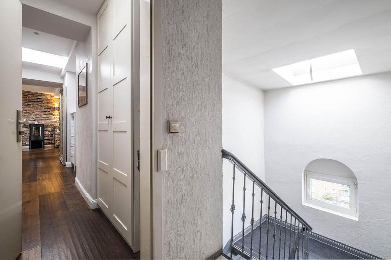 Appartamento loft unico con potenziale terrazza sul tetto a Ottensen – Foto 29