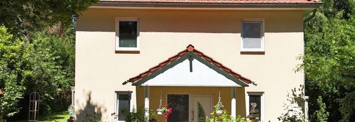 *Riservata* Villa cittadina spaziosa con piscina e parco di facile manutenzione