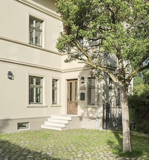 Jugendstil-Villa mit Zukunft und Geschichte - 380qm - Effizienzklasse A+ / provisionsfrei – Ankommen