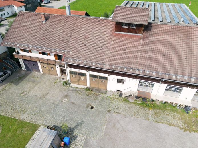 Renditeobjekt Wohnhaus /Produktions- Lagerhalle 3300m² auf 2225m² Grundstück, nähe A7 Kempten – Ansicht