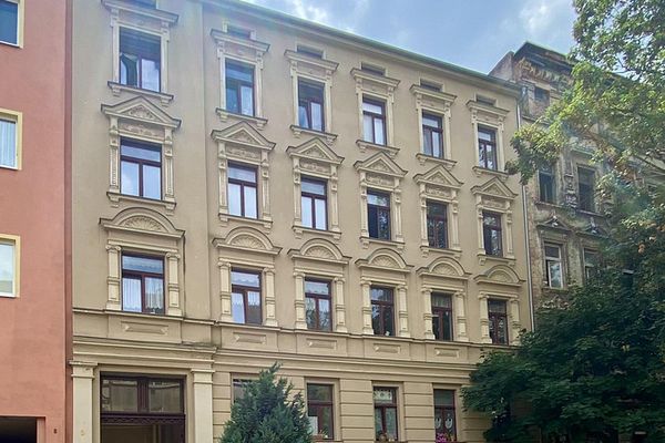 Großzügige 2-Zimmer-Wohnung mit Balkon und Aufzug