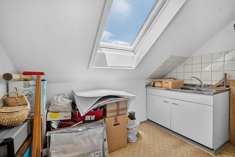 Provisionsfreies Einfamilienhaus mit Einliegerwohnung und Garage – Foto 26