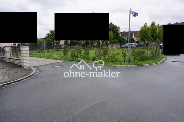 Ubicación privilegiada en el triángulo urbano Núremberg / Fürth / Erlangen: Terreno edificable de aprox. 550 m² para 2 viviendas pareadas o una vivienda unifamiliar