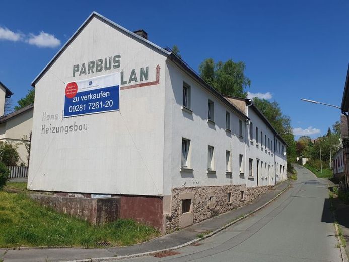 Kernsanierungsobjekt: Wohn- & Gewerbeimmobilie mit angebautem Wohnhaus - ideal für Handwerksbetriebe – फोटो 1