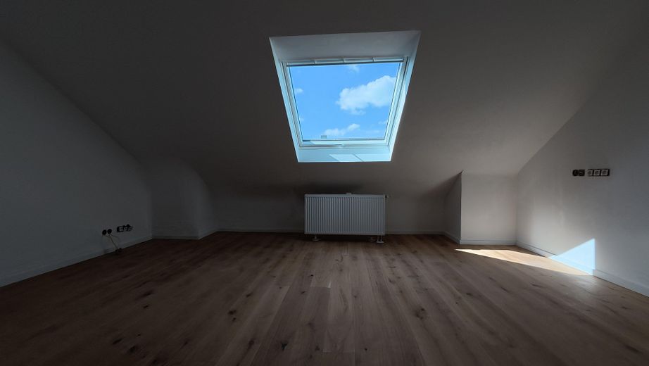 ++TOP sanierte 1 ZKB++neue Einbauküche++Parkett++ – Foto 3