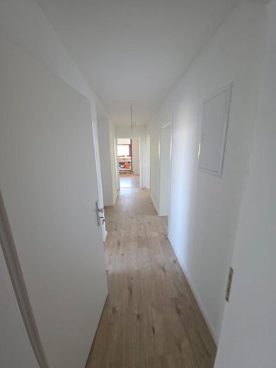 Sanierte 3-Zimmer Penthousewohnung in Neckarsulm – Flur