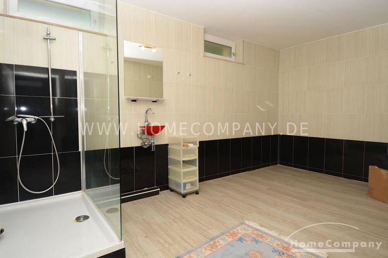 Großes Haus in Rudow nähe BER mit 4 Schlafzimmern – 61e0ccc836170570282259efaddb1a2e7d2bc952.jpg