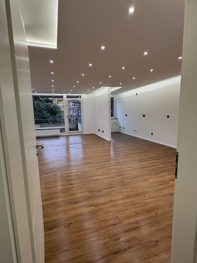 Leerstehende & sanierte Eigentumswohnung zu verkaufen! – Foto 1