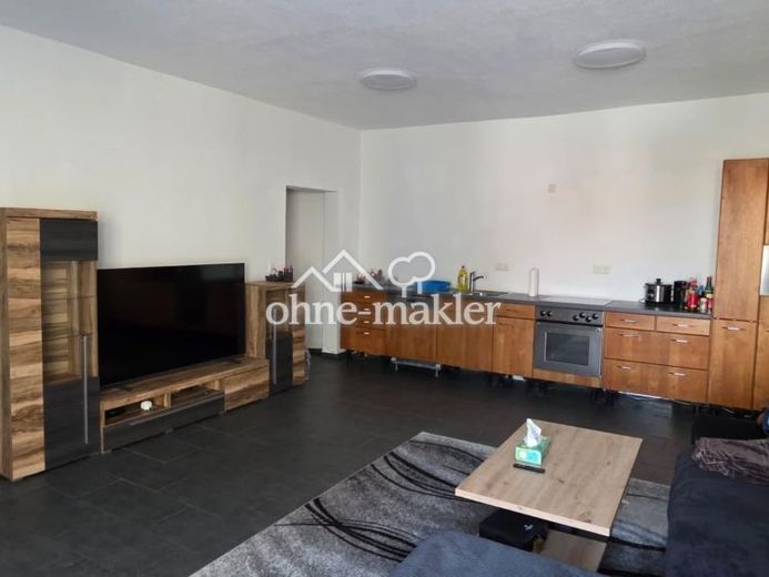 Volledig gerenoveerd appartement met nieuwe inbouwkeuken voor alleenstaande – Foto 1
