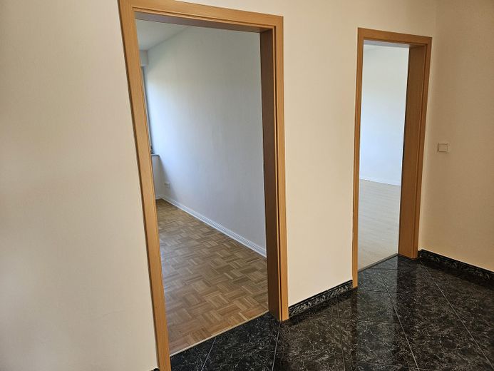 Flur (Kinder- + Schlafzimmer)